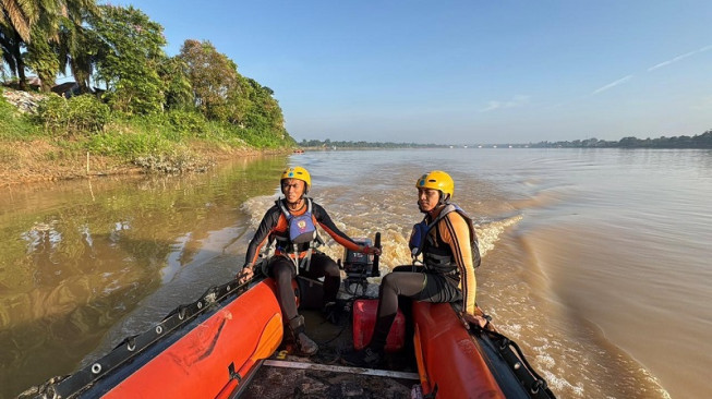 Pemancing Hilang, Tim SAR Sisir Aliran Sungai Hingga 6 Kilometer